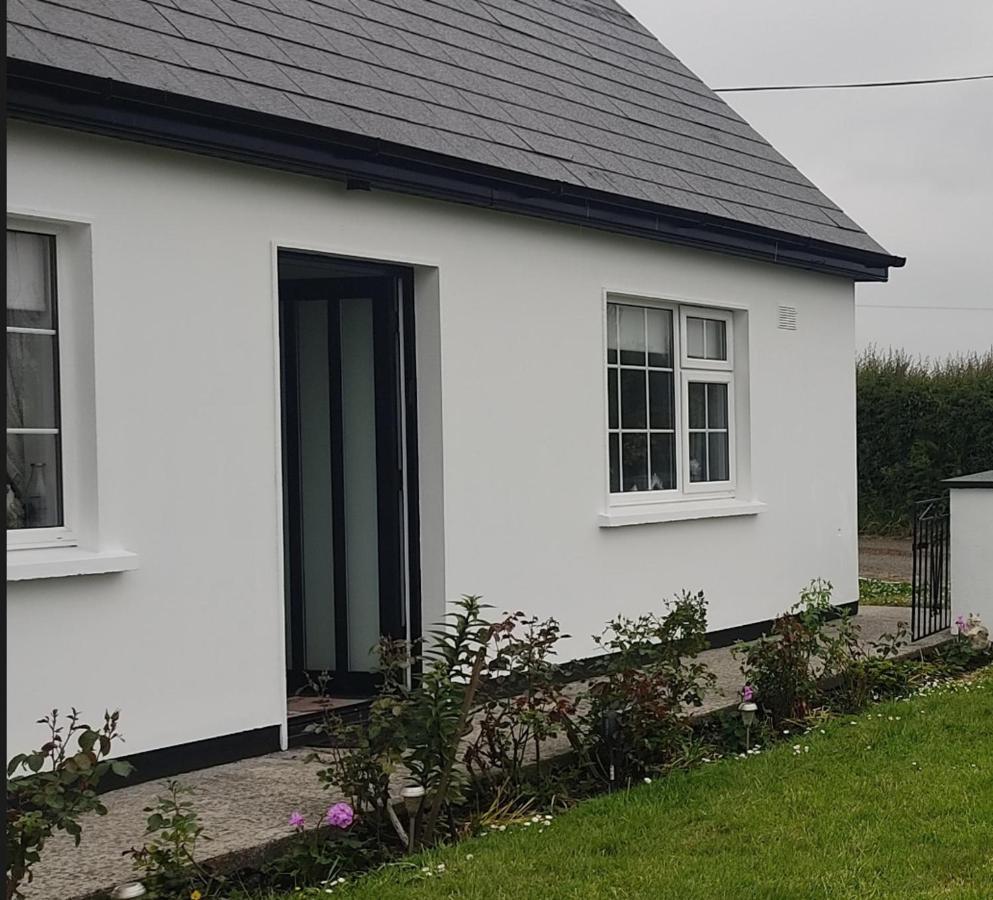 Cozy Cottage Retreat In Listowel Pet Friend المظهر الخارجي الصورة