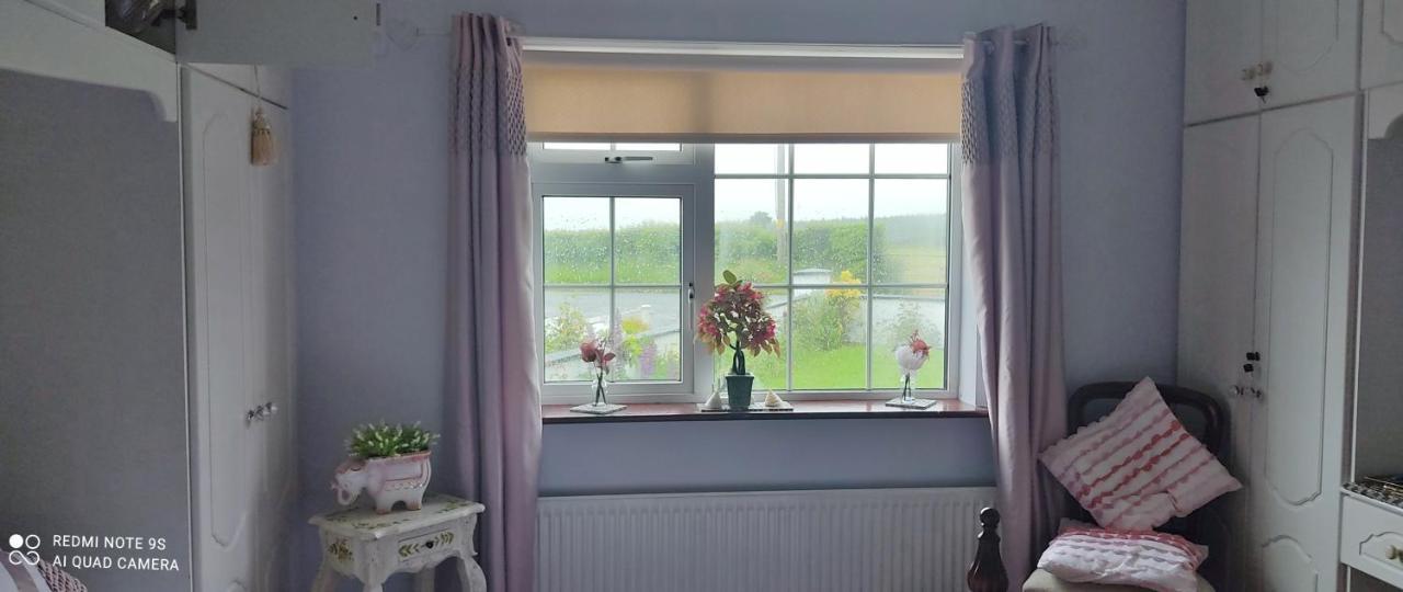 Cozy Cottage Retreat In Listowel Pet Friend المظهر الخارجي الصورة